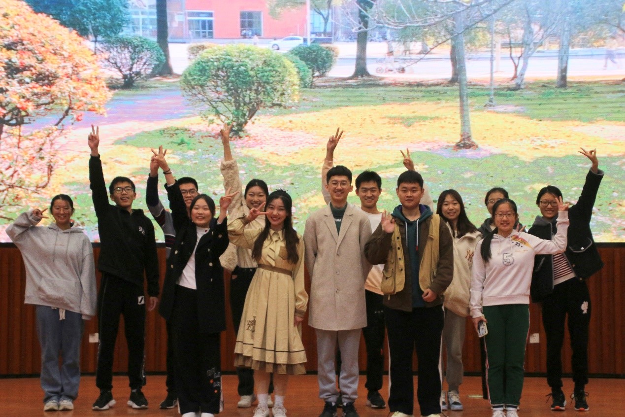 4B5A5